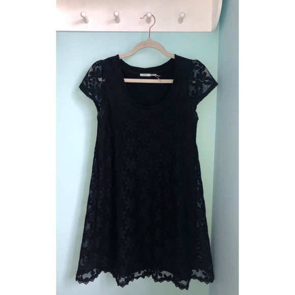 Urban Outfitters Black flower Dress 🌻 - Picture 2 of 3